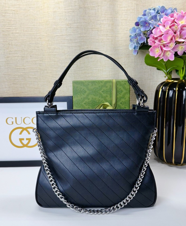 激安グッチバッグコピー側面デザイン